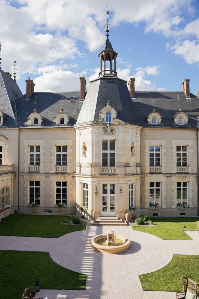 Château Sainte Sabine - Exterior